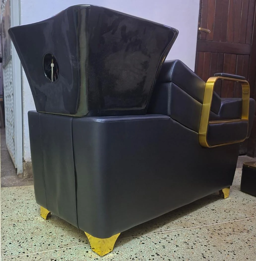 imported sink with footrest studio view 2